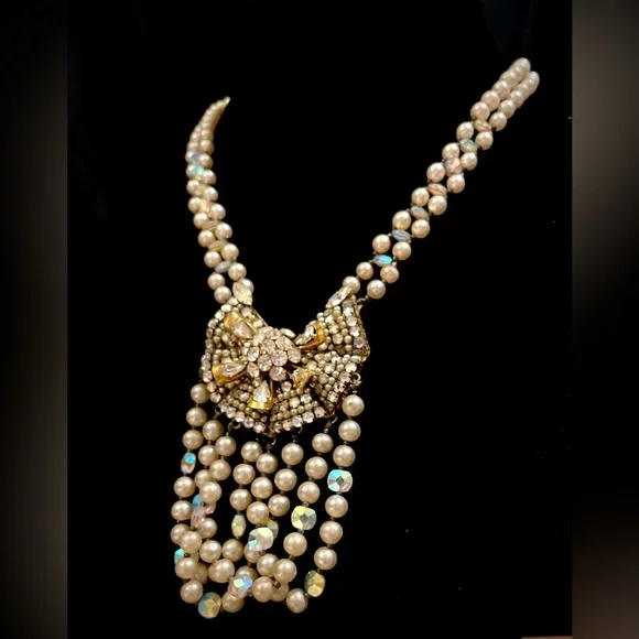 **SOLD on eBay** Original by Robert faux pearl and rhinestone necklace - Picture 2 of 8